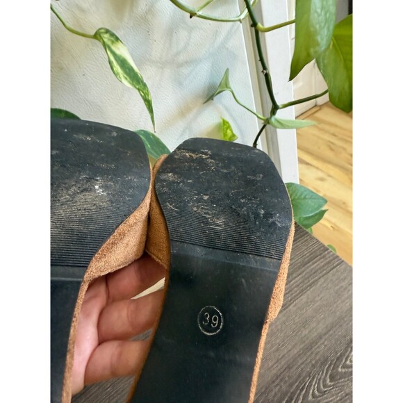 Women’s size 8 Brown peep toe heels - Picture 8 of 9